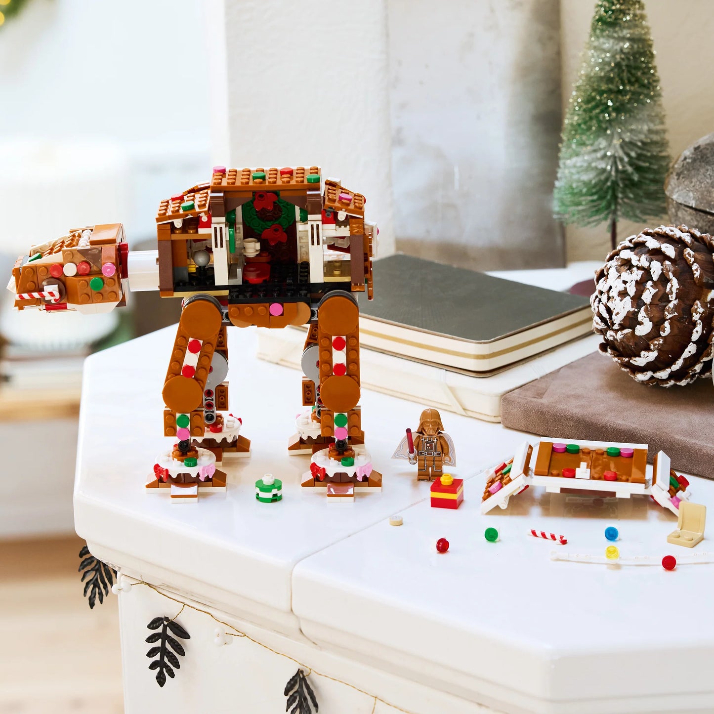 LEGO® STAR WARS 40806 Gingerbread AT-AT™ Walker {Pre-Order}